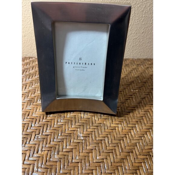 Pottery Barn Greco 4x6 Silver Picture Frame - Picture 1 of 3